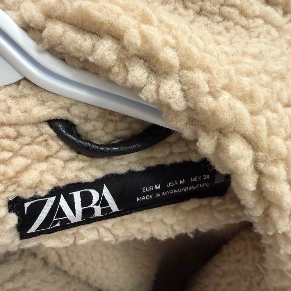 Zara Jacket - Picture 2 of 2